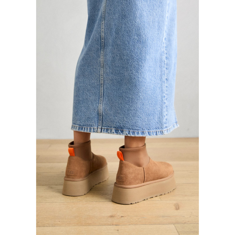 Женские Угги UGG Classic Mini Dipper Chestnut