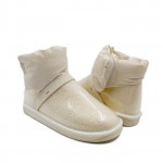 UGG Clear Quilty Boot White