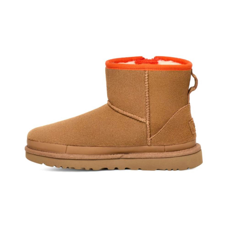 Женские Угги UGG Classic Mini Zipper Tape Logo Chestnut
