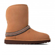 UGG Classic Short Crescent Chestnut
