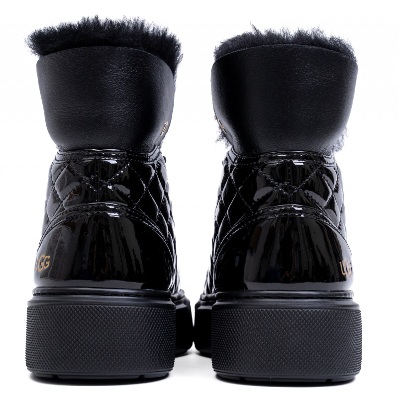 Женские ботинки UGG Shanti Black