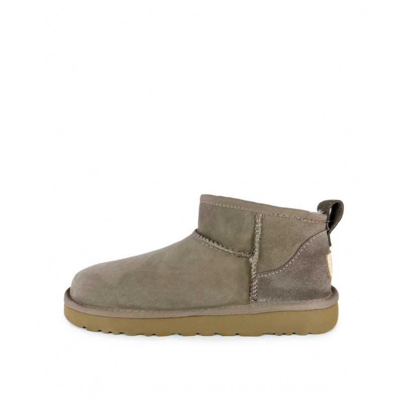 Женские Угги UGG Classic Ultra Mini Cappuccino