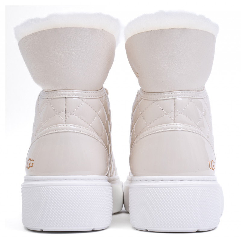 Женские ботинки UGG Shanti Lockable Sand
