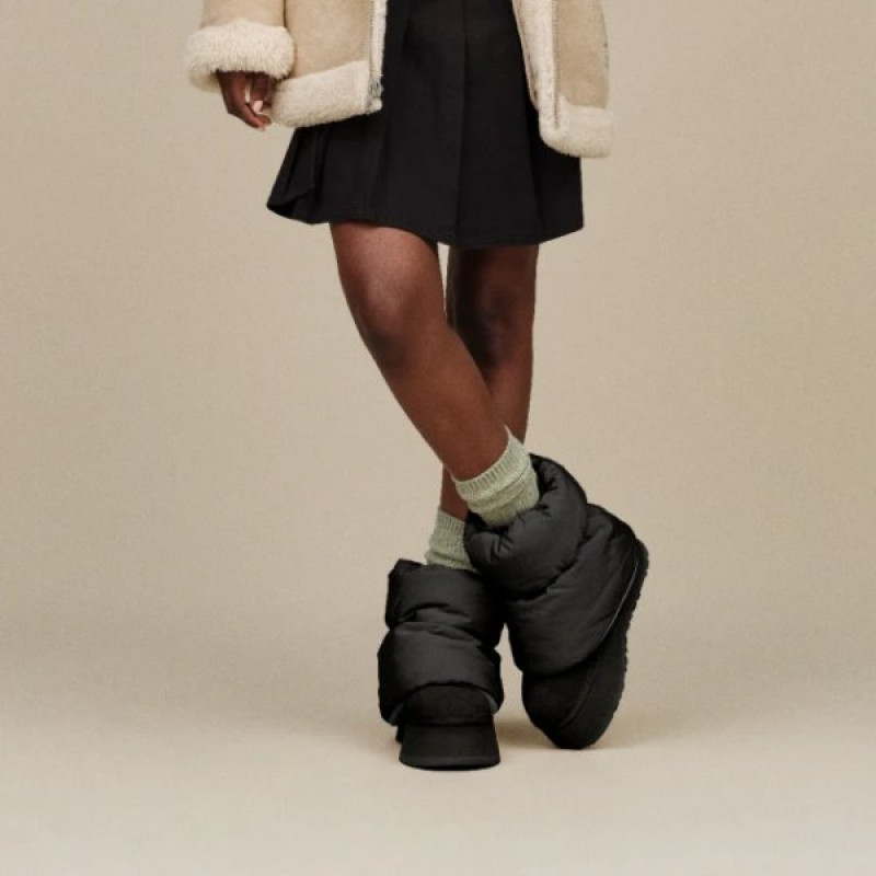 Женские Дутики UGG Plushwarmer Black