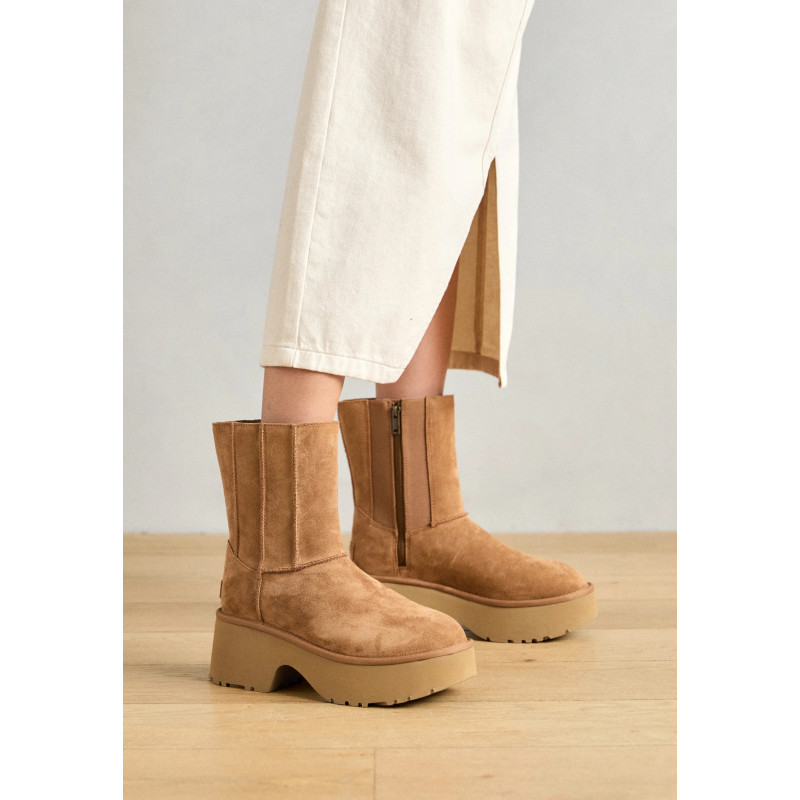 Женские ботинки UGG Classic Twin Seam New Heights Chestnut
