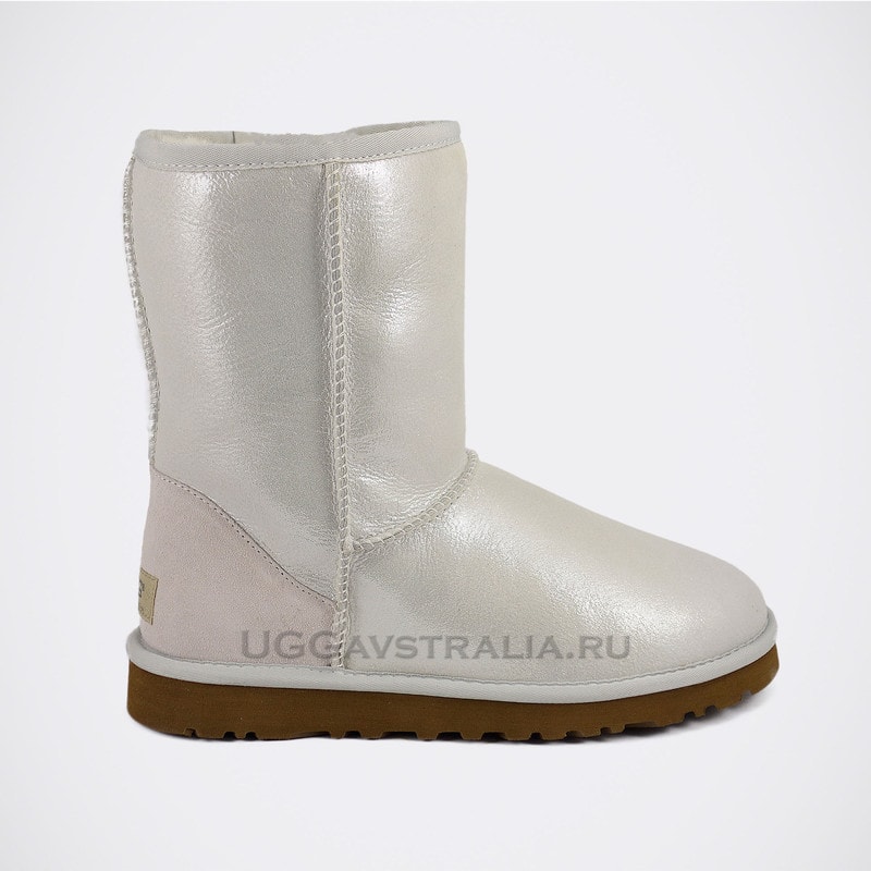 Classic short shop glitter uggs